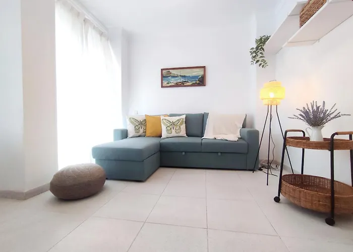 Апартаменти Pura Vida Beachfront *