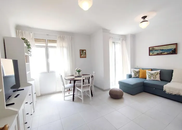 Апартаменти Pura Vida Beachfront *